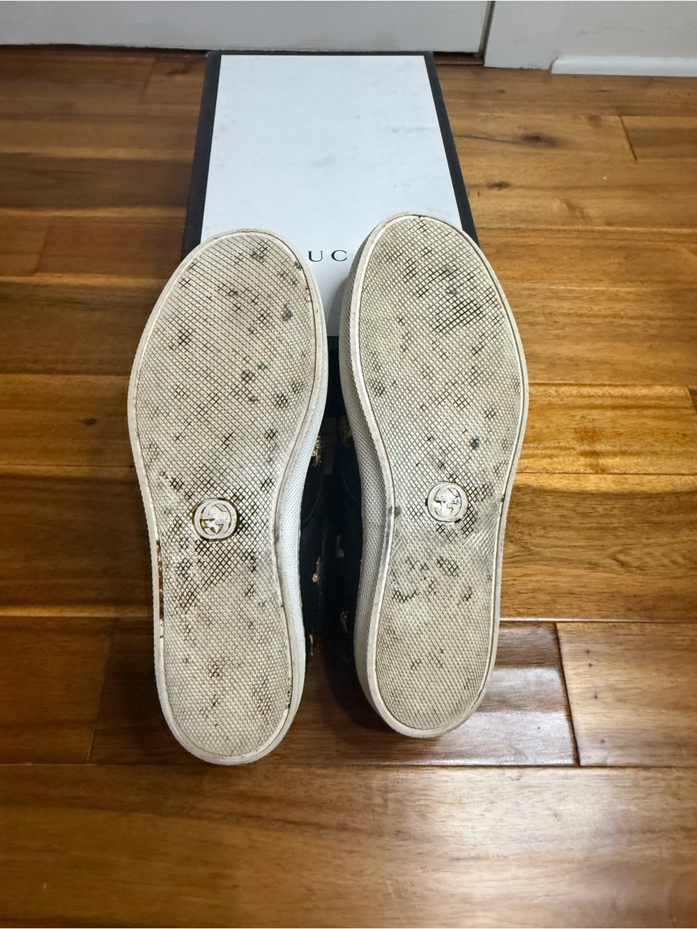 Gucci Leather Slip-On Sneakers Men's Authentic Sz 10 - Picture 7 of 9